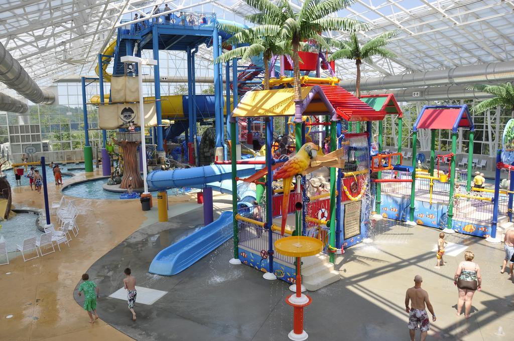 Big Splash Adventure Hotel And Indoor Water Park French Lick Exterior photo