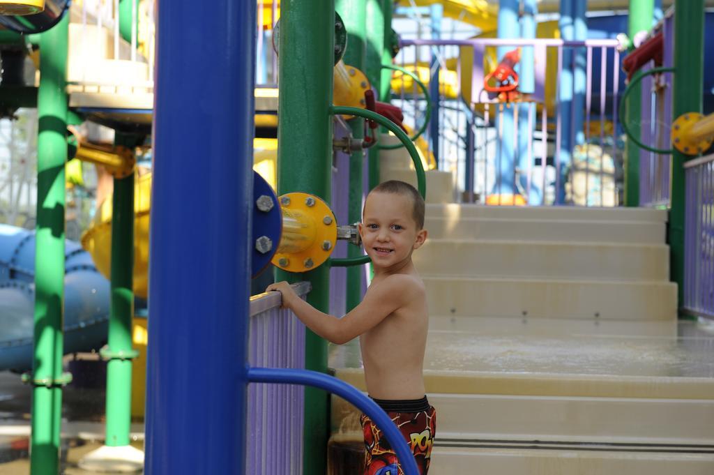 Big Splash Adventure Hotel And Indoor Water Park French Lick Exterior photo