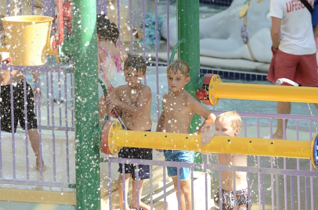 Big Splash Adventure Hotel And Indoor Water Park French Lick Exterior photo